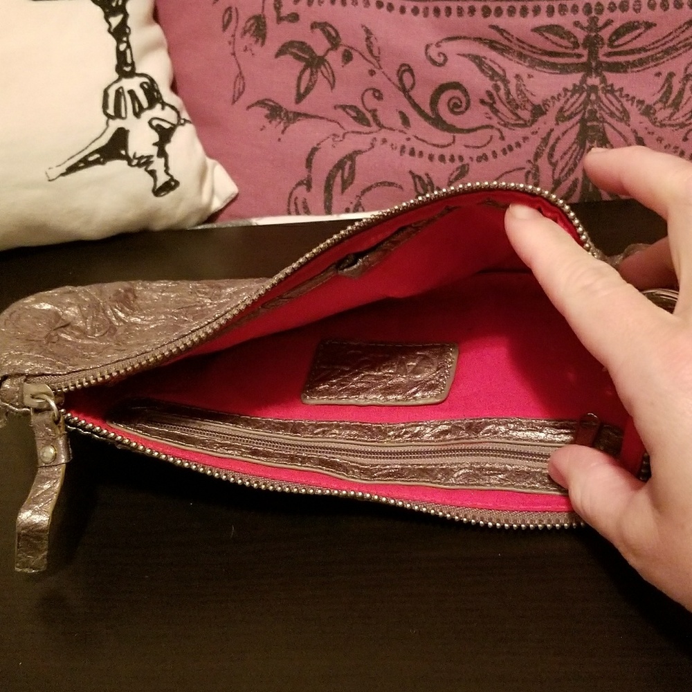 Carlos Santana Silver Wristlet - Picture 3 of 3